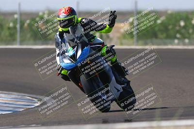 media/Sep-20-2025-TrackDaz (Sat) [[27f0cde673]]/C Group/240pm (Turn 9)/